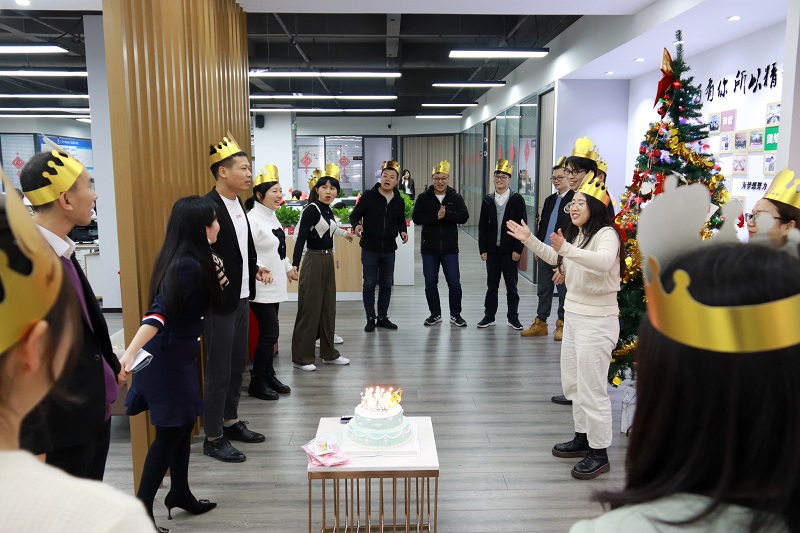公海7108线路生日会丨感恩同行，铭记美好