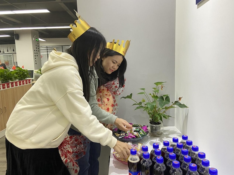 公海7108线路生日会丨感恩同行，铭记美好