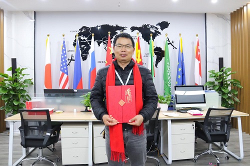 公海7108线路运营部总监谢阿强