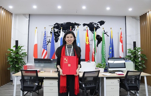 公海7108线路采购部主管苏丽