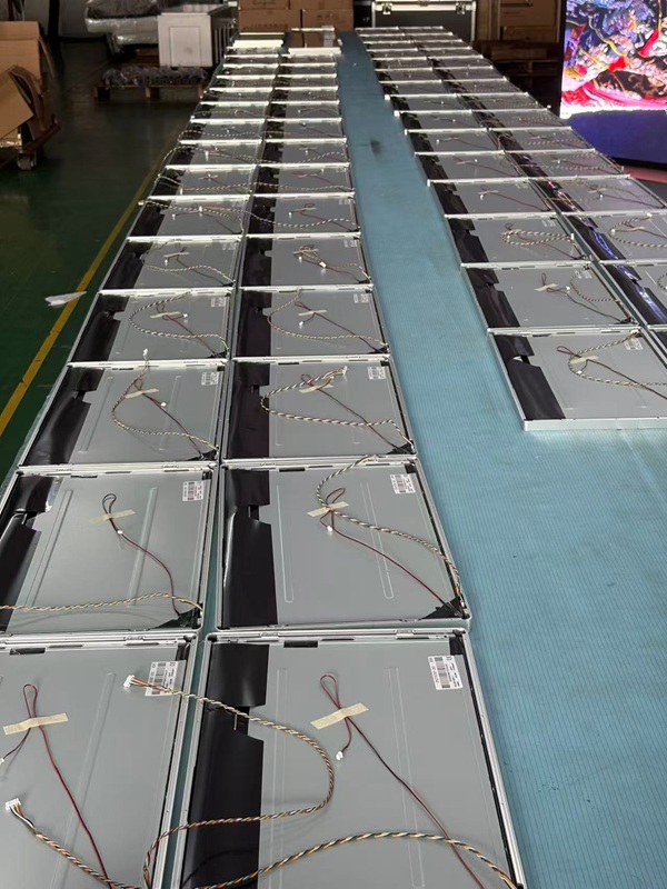 公海7108线路21.5寸广告机