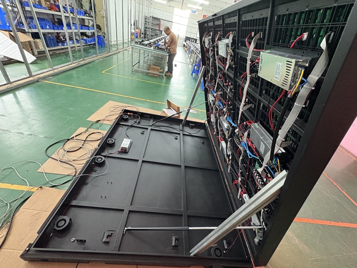 户外前翻盖箱体led显示屏